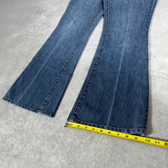 Gap Curvy Low Rise Bootcut Jeans Medium Wash Denim - Size: 12 Regular - Picture 2 of 9